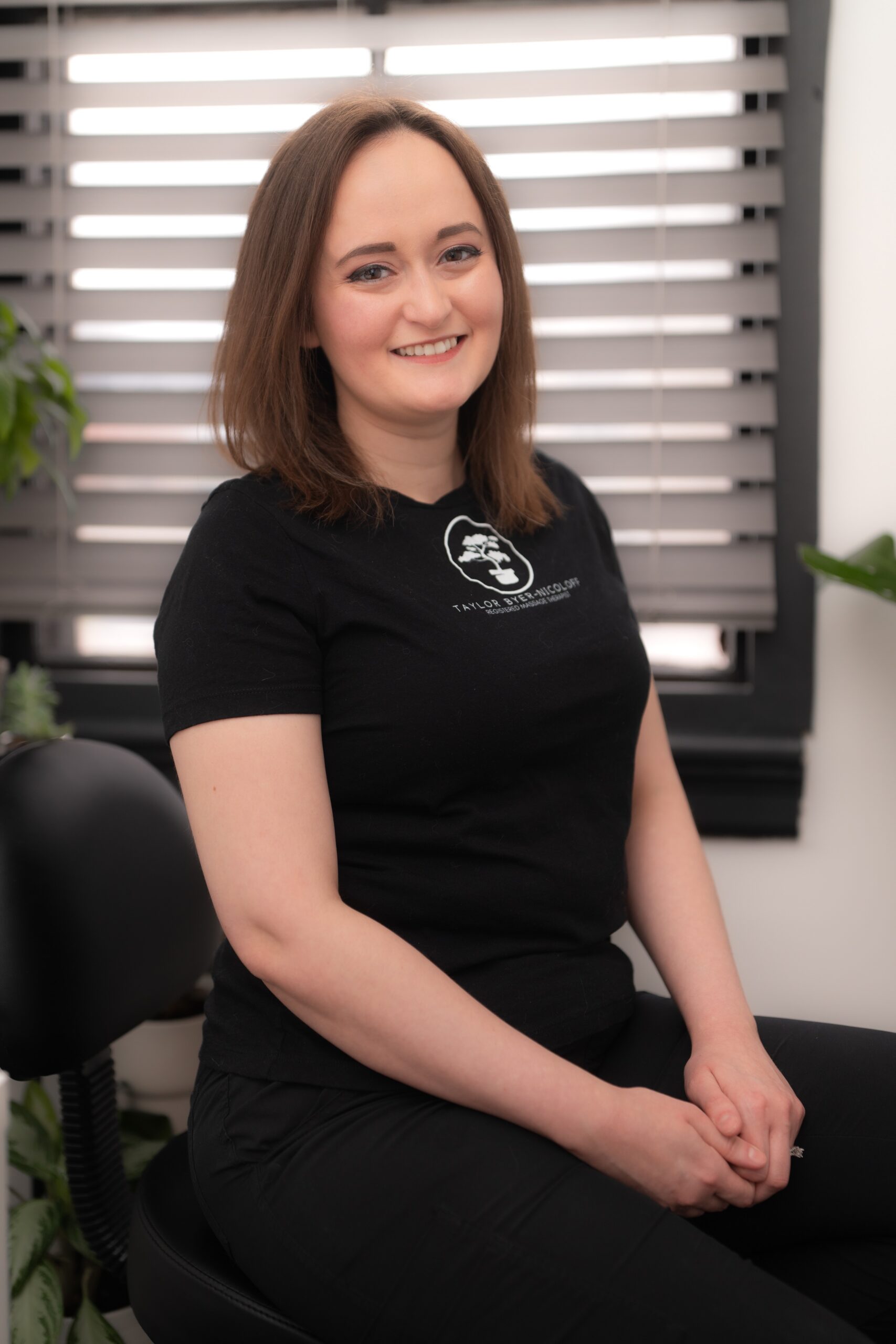 Taylor Byer-Nicoloff, Registered Massage Therapist